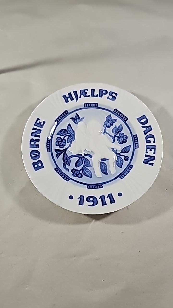 ROYAL COPENHAGEN Barnens Dag 1911