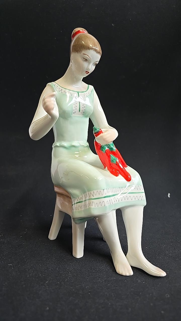 FIGURIN, Hollohaza, Ungern