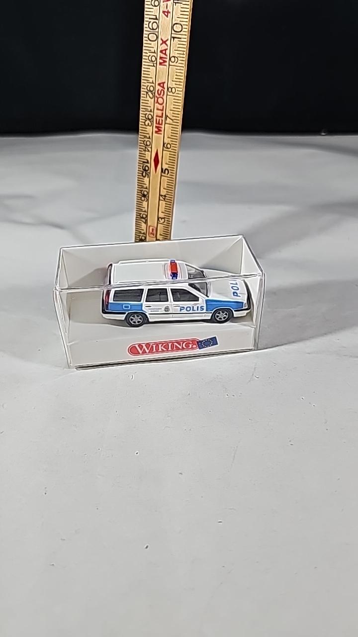Micro Wiking Ho Volvo 850 Kombi Police Polis