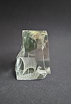 Glas skulptur vikingaskepp graverad