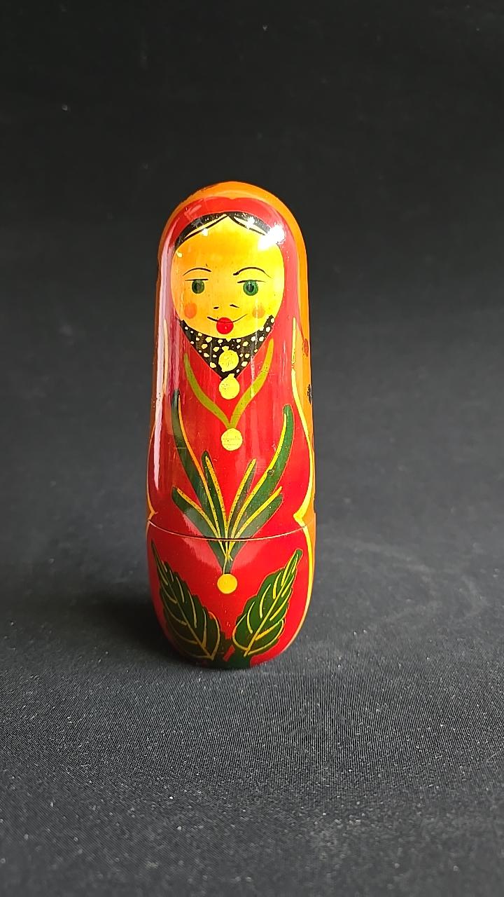 Matryoshka docka 5 delar