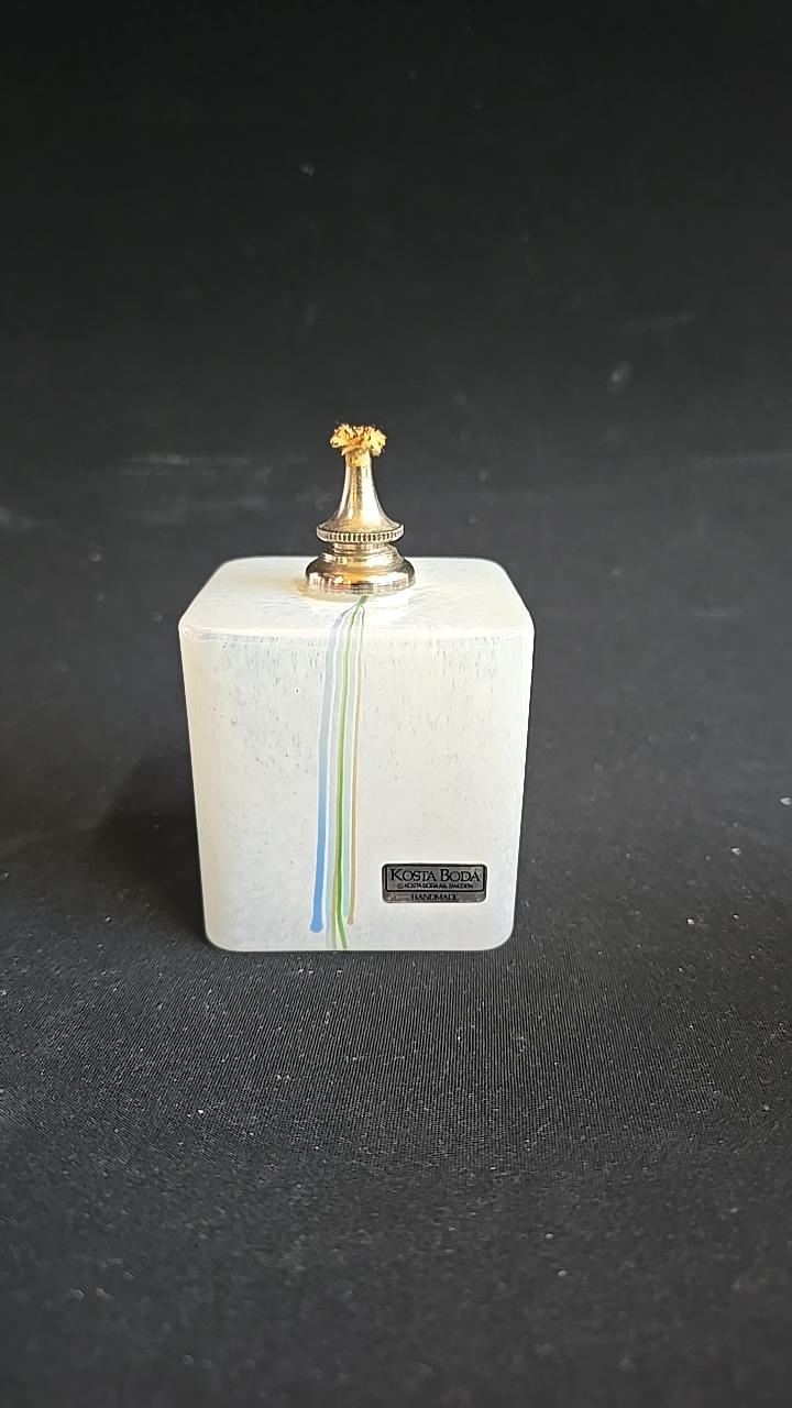 BERTIL VALLIEN. Oljelampa, glas, Kosta Boda. 1900-tal 