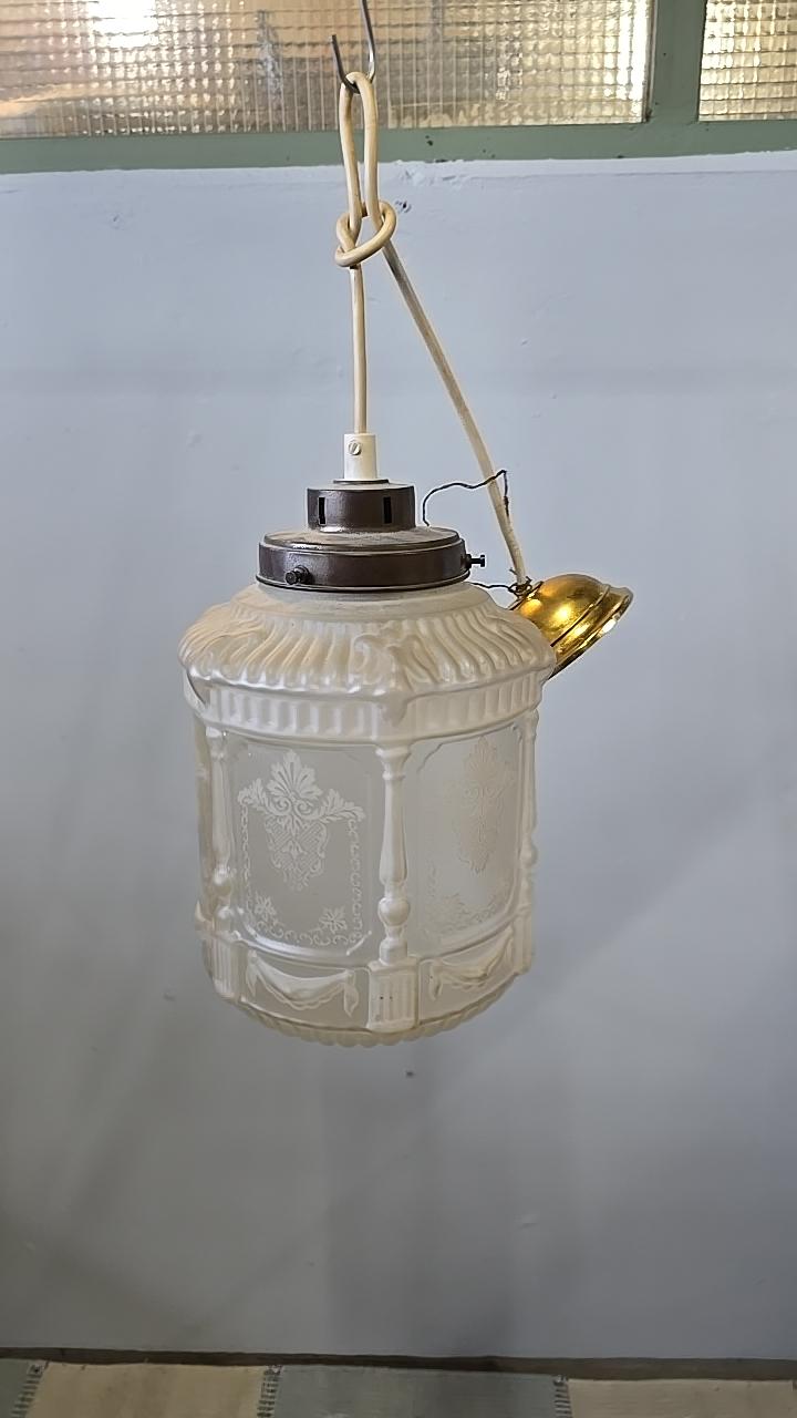 TAKLAMPA, mässing/frostat glas, 1900-tal