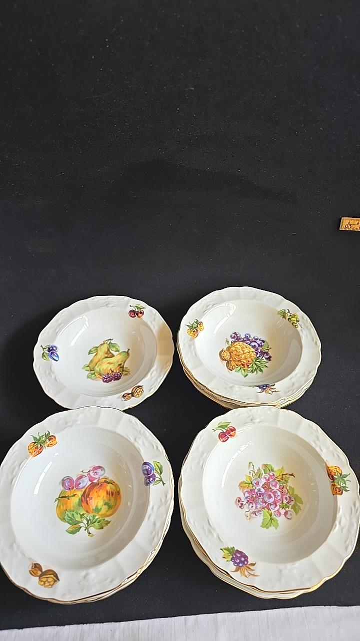 EFTERRÄTTSTALLRIKAR, 11 stycken, fruktmotiv, dia 16cm