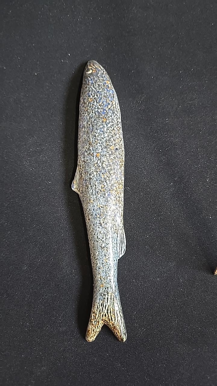 VÄGGRELIEF, fisk, keramik, längd ca 26cm