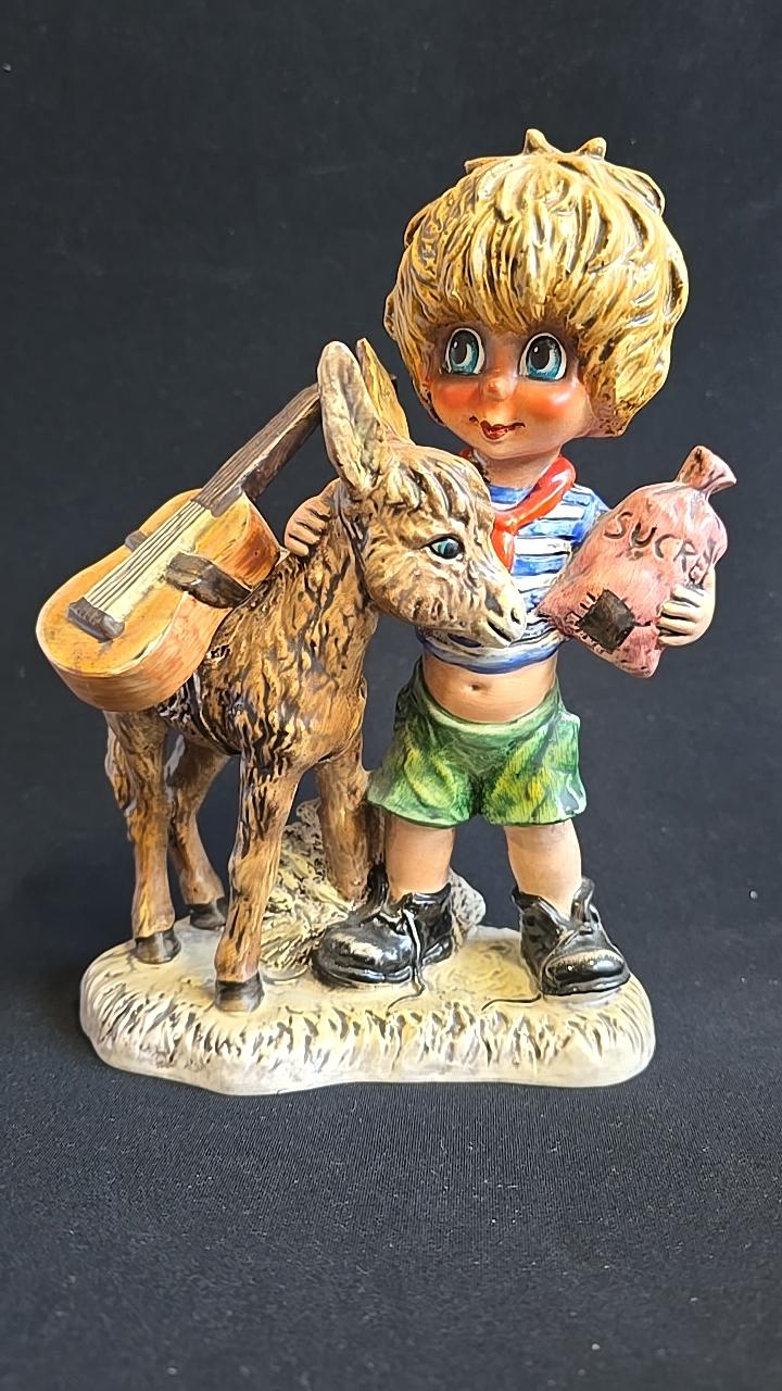 FIGURIN i porslin, Pojke med åsna, Goebel, W Germany
