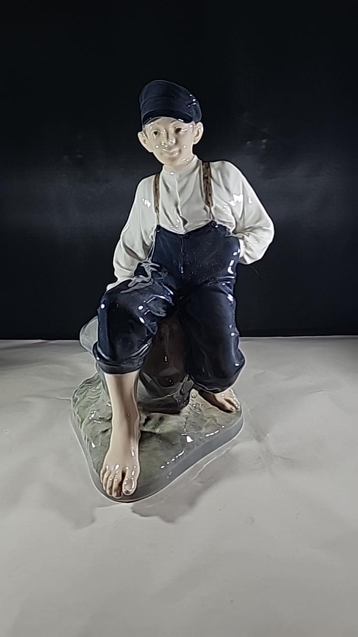 FIGURIN, porslin, Vallpojke nr 1659, Christian Thomsen, signerad, Kunglig Dansk