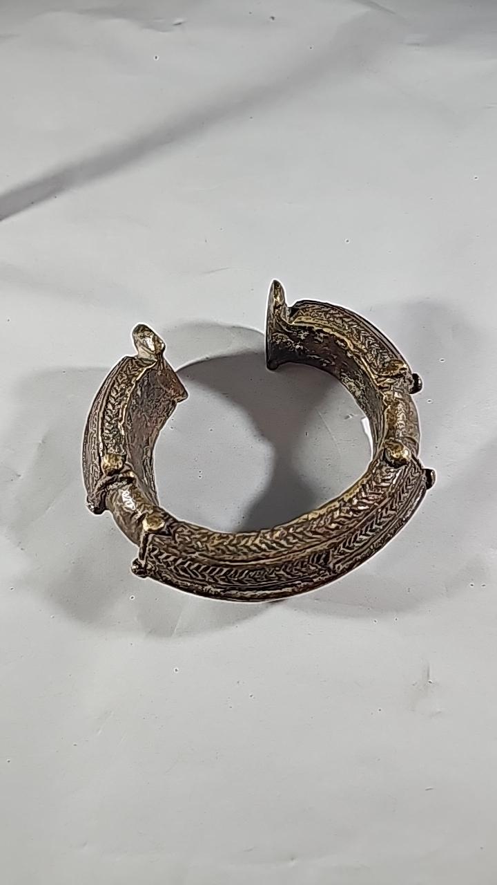 ARMRING AFRIKA ARMBAND i BRONSE