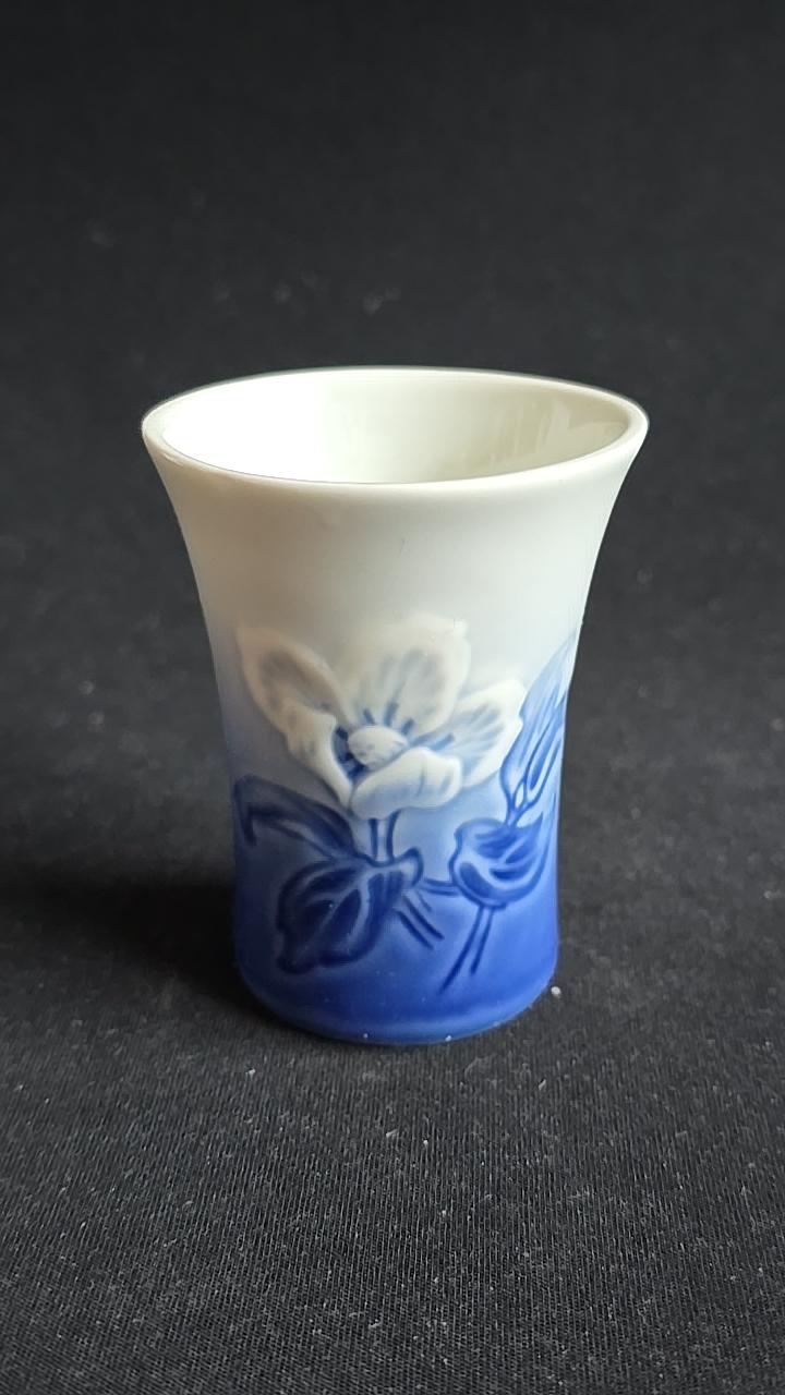 Vas, Bing & Gröndahl, 672, höjd 7cm