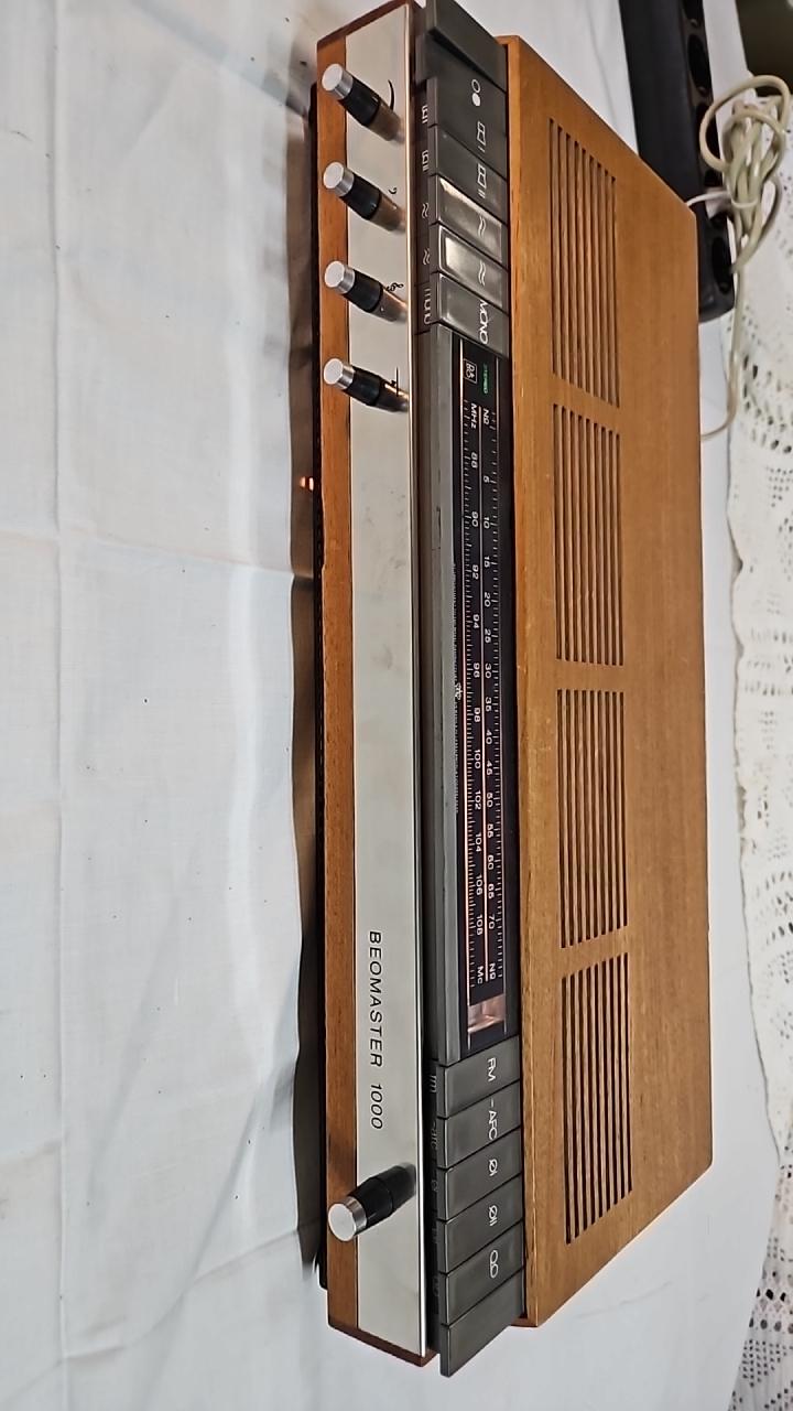 Vintage Teak Radio Beomaster 1000
